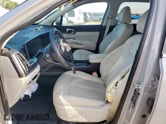 2025 Kia Sorento EX с VIN 5XYRH4JF3SG324230, выставлен на аукционе Copart как лот 68742065 с пробегом 5 489 миль миль и Списание • Salvage title. История ставок и продаж доступна на DreamBid. Изображение 7.