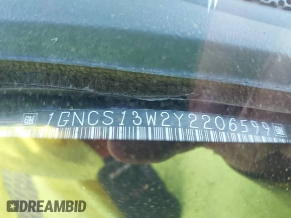 2000 Chevrolet Blazer LS z VIN 1GNCS13W2Y2206599, wystawiony jako IAAI lot #42728429 z przebiegiem 153 219 mil mil oraz . Historia ofert i sprzedaży dostępna na DreamBid. Obrazek 9.
