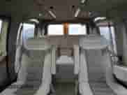 2002 Ford Econoline Cargo z VIN 1FDRE14W12HB32827, wystawiony jako Copart lot #84039804 z przebiegiem 263 809 mil mil oraz Czysty tytuł • Clean title. Historia ofert i sprzedaży dostępna na DreamBid. Obrazek 10.