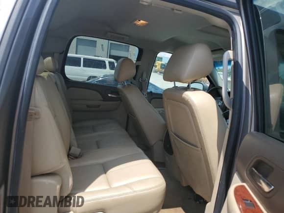 2013 GMC Sierra 1500 SLT с VIN 3GTP2WE76DG313539, выставлен на аукционе Copart как лот 65190795 с пробегом 233 567 миль миль и Списание • Salvage title. История ставок и продаж доступна на DreamBid. Изображение 10.