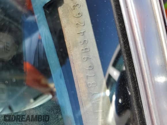 1981 Chevrolet Corvette с VIN 1G1AY8769BS426307, выставлен на аукционе Copart как лот 73491394 с пробегом 40 908 миль миль и Чистый • Clean title. История ставок и продаж доступна на DreamBid. Изображение 12.