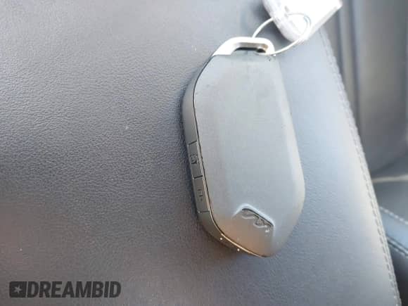 2024 Kia Sorento S with VIN 5XYRL4JC8RG286170, listed as a IAAI auction lot 43569786 with 33,389 mi miles and . Bid and sale history available at DreamBid. Image 11.