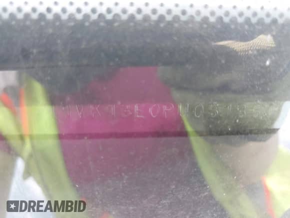 1993 Toyota Camry с VIN 4T1VK13E0PU051364, выставлен на аукционе IAAI как лот 42424824 с пробегом 126 476 миль миль и . История ставок и продаж доступна на DreamBid. Изображение 9.