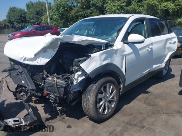 2019 Hyundai Tucson SE z VIN KM8J2CA42KU980257, wystawiony jako IAAI lot #43150990 z przebiegiem 117 808 mil mil oraz . Historia ofert i sprzedaży dostępna na DreamBid. Obrazek 2.