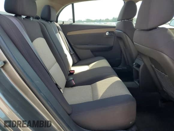 2010 Chevrolet Malibu 1LT с VIN 1G1ZC5EB5A4116416, выставлен на аукционе Copart как лот 84380295 с пробегом 159 462 миль миль и Списание • Salvage title. История ставок и продаж доступна на DreamBid. Изображение 10.