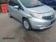 2015 Nissan Note SV z VIN 3N1CE2CP8FL398348, wystawiony jako IAAI lot #42459572 z przebiegiem 148 067 mil mil oraz . Historia ofert i sprzedaży dostępna na DreamBid. Obrazek 6.