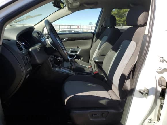 2014 Chevrolet Captiva Sport LT with VIN 3GNAL3EK3ES512592, listed as a Copart auction lot 73379544 with 122,632 mi miles and Clean title. Bid and sale history available at DreamBid. Image 7.