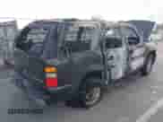 2004 Chevrolet Tahoe LS с VIN 1GNEC13V54R168056, выставлен на аукционе IAAI как лот 43453421 с пробегом Не указан миль и . История ставок и продаж доступна на DreamBid. Изображение 4.