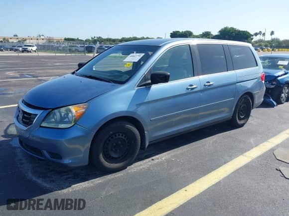 2010 Honda Odyssey LX with VIN 5FNRL3H20AB098004, listed as a IAAI auction lot 43063798 with 178,725 mi miles and . Bid and sale history available at DreamBid. Image 17.