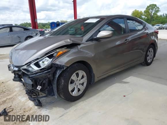 2016 Hyundai Elantra Value Edition с VIN 5NPDH4AE3GH671901, выставлен на аукционе IAAI как лот 43242759 с пробегом 106 865 миль миль и . История ставок и продаж доступна на DreamBid. Изображение 16.