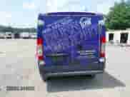 2015 Ram ProMaster Cargo z VIN 3C6TRVAG8FE513533, wystawiony jako IAAI lot #42809221 z przebiegiem 177 853 mil mil oraz . Historia ofert i sprzedaży dostępna na DreamBid. Obrazek 17.