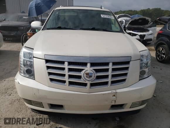 2011 Cadillac Escalade ESV Premium with VIN 1GYS3JEF8BR391622, listed as a Copart auction lot 54725035 with 220,696 mi miles and Clean title. Bid and sale history available at DreamBid. Image 5.