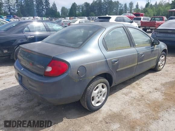 2002 Dodge Neon with VIN 1B3ES26C72D582642, listed as a IAAI auction lot 42425120 with 137,693 mi miles and . Bid and sale history available at DreamBid. Image 4.