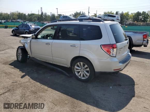 2012 Subaru Forester X Premium z VIN JF2SHADC3CG434227, wystawiony jako Copart lot #71713885 z przebiegiem 144 490 mil mil oraz Szkoda całkowita • Salvage title. Historia ofert i sprzedaży dostępna na DreamBid. Obrazek 2.