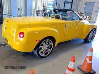 2004 Chevrolet SSR LS с VIN 1GCES14P64B107562, выставлен на аукционе Copart как лот 81465665 с пробегом 106 503 миль миль и Чистый • Clean title. История ставок и продаж доступна на DreamBid. Изображение 4.