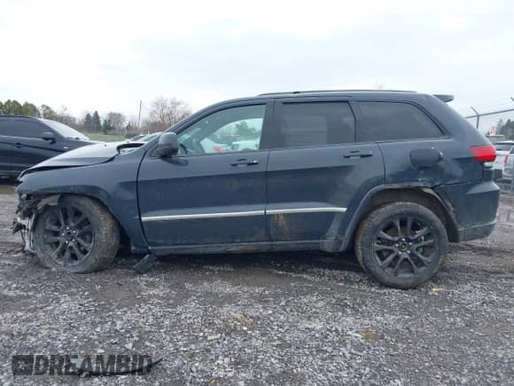2017 Jeep Grand Cherokee Altitude with VIN 1C4RJFAG9HC768735, listed as a IAAI auction lot 41977654 with 109,147 mi miles and . Bid and sale history available at DreamBid. Image 15.