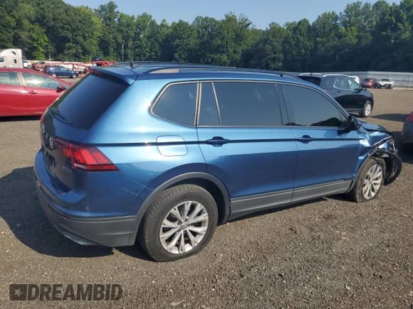 2020 Volkswagen Tiguan S с VIN 3VV0B7AX6LM063654, выставлен на аукционе Copart как лот 66951125 с пробегом 92 244 миль миль и Списание • Salvage title. История ставок и продаж доступна на DreamBid. Изображение 3.