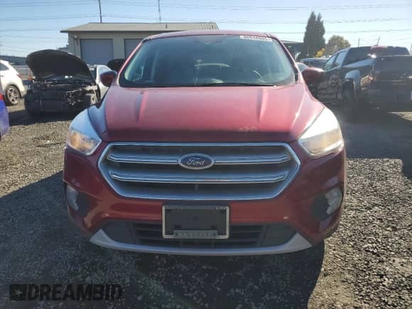 2017 Ford Escape SE with VIN 1FMCU9GD3HUF09112, listed as a Copart auction lot 86648605 with 60,865 mi miles and Clean title. Bid and sale history available at DreamBid. Image 5.