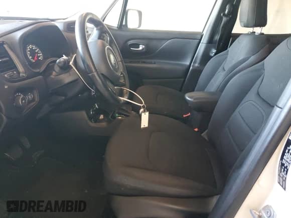 2017 Jeep Renegade Latitude with VIN ZACCJBBB0HPE85444, listed as a Copart auction lot 84538345 with 102,299 mi miles and Salvage title. Bid and sale history available at DreamBid. Image 7.