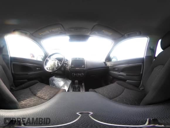 2021 Mitsubishi Outlander ES z VIN JA4ARUAU7MU002128, wystawiony jako IAAI lot #42486639 z przebiegiem 53 004 mil mil oraz . Historia ofert i sprzedaży dostępna na DreamBid. Obrazek 19.