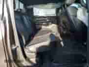 2024 Ram 1500 Laramie z VIN 1C6SRFJT3RN197781, wystawiony jako Copart lot #71400205 z przebiegiem 20 712 mil mil oraz Nie do naprawy • Non repairable. Historia ofert i sprzedaży dostępna na DreamBid. Obrazek 10.