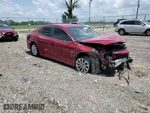 2023 Toyota Camry LE z VIN 4T1C11AK9PU172798, wystawiony jako Copart lot #64280385 z przebiegiem 69 738 mil mil oraz Nie do naprawy • Non repairable. Historia ofert i sprzedaży dostępna na DreamBid. Obrazek 13.