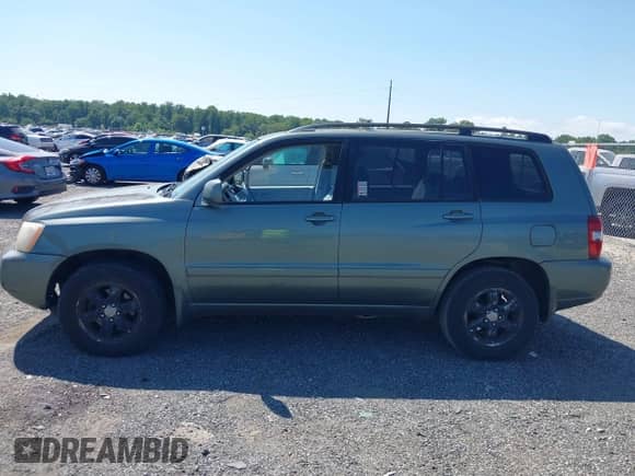 2004 Toyota Highlander with VIN JTEEP21A740007338, listed as a IAAI auction lot 42970676 with 301,500 mi miles and . Bid and sale history available at DreamBid. Image 14.