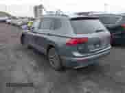 2020 Volkswagen Tiguan SE с VIN 3VV2B7AX6LM156912, выставлен на аукционе IAAI как лот 42823536 с пробегом 30 690 миль миль и . История ставок и продаж доступна на DreamBid. Изображение 3.