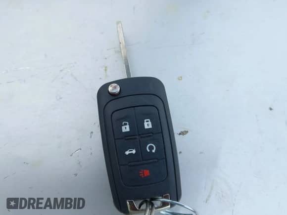 2013 Chevrolet Malibu LTZ с VIN 1G11H5SA9DF279783, выставлен на аукционе IAAI как лот 42242418 с пробегом 175 238 миль миль и . История ставок и продаж доступна на DreamBid. Изображение 11.