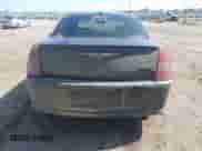 2006 Chrysler 300 C SRT-8 с VIN 2C3KA73W56H332748, выставлен на аукционе IAAI как лот 43292460 с пробегом 168 014 миль миль и . История ставок и продаж доступна на DreamBid. Изображение 16.