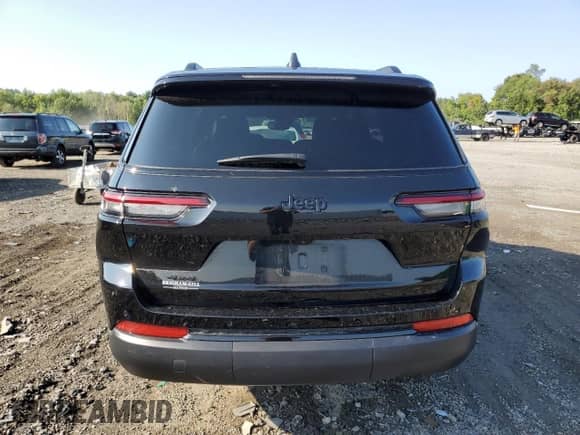 2023 Jeep Grand Cherokee Altitude with VIN 1C4RJKAG3P8798338, listed as a Copart auction lot 68991935 with 41,750 mi miles and Salvage title. Bid and sale history available at DreamBid. Image 6.