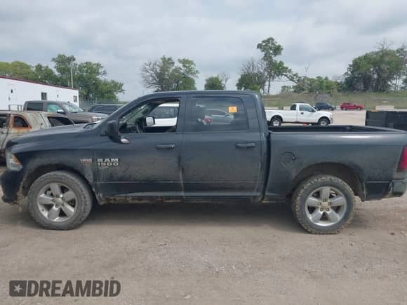 2019 Ram 1500 Express with VIN 1C6RR7KT9KS580649, listed as a IAAI auction lot 42932182 with 87,340 mi miles and . Bid and sale history available at DreamBid. Image 14.