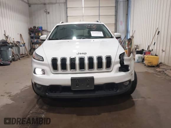 2016 Jeep Cherokee Latitude с VIN 1C4PJMCS5GW271708, выставлен на аукционе IAAI как лот 43360428 с пробегом 61 986 миль миль и . История ставок и продаж доступна на DreamBid. Изображение 13.