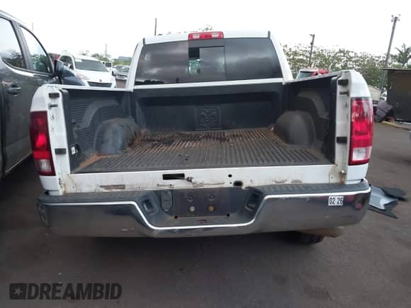 2019 Ram 1500 SLT with VIN 1C6RR7LT9KS696562, listed as a IAAI auction lot 42327369 with Not provided miles and . Bid and sale history available at DreamBid. Image 15.