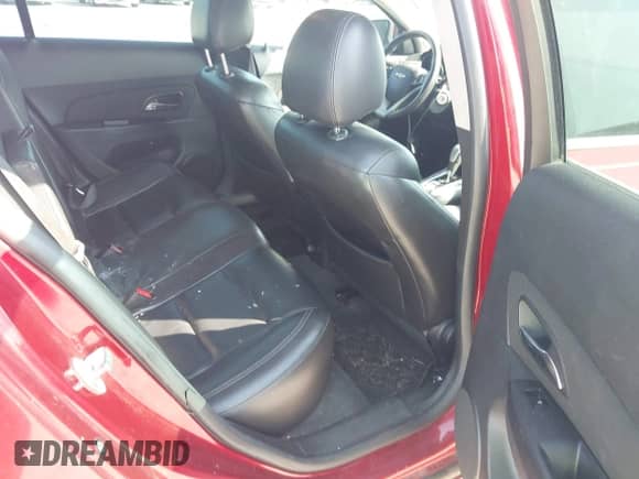 2013 Chevrolet Cruze 2LT z VIN 1G1PE5SB2D7188747, wystawiony jako IAAI lot #42998393 z przebiegiem 206 910 mil mil oraz . Historia ofert i sprzedaży dostępna na DreamBid. Obrazek 8.