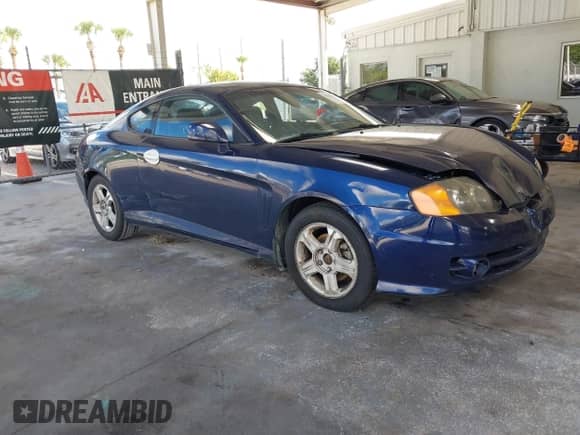 2003 Hyundai Tiburon с VIN KMHHM65D83U061336, выставлен на аукционе IAAI как лот 43151967 с пробегом 235 589 миль миль и . История ставок и продаж доступна на DreamBid. Изображение 1.