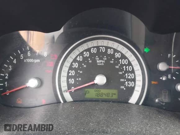 2007 Hyundai Entourage GLS с VIN KNDMC233976027957, выставлен на аукционе IAAI как лот 41560350 с пробегом 188 483 миль миль и . История ставок и продаж доступна на DreamBid. Изображение 7.