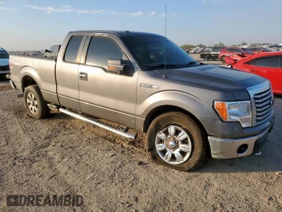 2010 Ford F-150 XL with VIN 1FTFX1EV5AFC95059, listed as a Copart auction lot 82278655 with 206,504 mi miles and Salvage title. Bid and sale history available at DreamBid. Image 4.