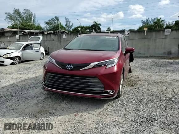 2023 Toyota Sienna Limited с VIN 5TDZRKEC1PS169592, выставлен на аукционе Copart как лот 80927884 с пробегом 9 431 миль миль и Списание • Salvage title. История ставок и продаж доступна на DreamBid. Изображение 14.