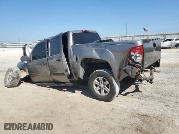 2007 GMC Sierra 1500 SLE2 with VIN 2GTFC13Y171614207, listed as a Copart auction lot 77848514 with Not provided miles and Salvage title. Bid and sale history available at DreamBid. Image 2.