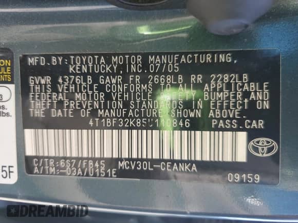 2005 Toyota Camry LE z VIN 4T1BF32K85U110846, wystawiony jako Copart lot #84933005 z przebiegiem 140 881 mil mil oraz Szkoda całkowita • Salvage title. Historia ofert i sprzedaży dostępna na DreamBid. Obrazek 12.