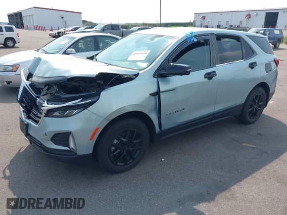 2022 Chevrolet Equinox LT z VIN 2GNAXUEV0N6135206, wystawiony jako IAAI lot #42955698 z przebiegiem 60 627 mil mil oraz . Historia ofert i sprzedaży dostępna na DreamBid. Obrazek 2.