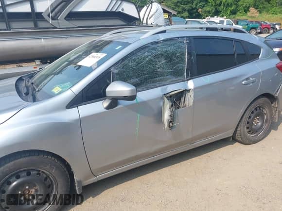 2018 Subaru Impreza Premium с VIN 4S3GTAB64J3748697, выставлен на аукционе IAAI как лот 42908318 с пробегом 193 331 миль миль и . История ставок и продаж доступна на DreamBid. Изображение 6.