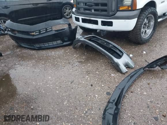 2018 GMC Sierra 1500 SLT z VIN 3GTP1NEC1JG227111, wystawiony jako IAAI lot #42477968 z przebiegiem 140 149 mil mil oraz . Historia ofert i sprzedaży dostępna na DreamBid. Obrazek 12.