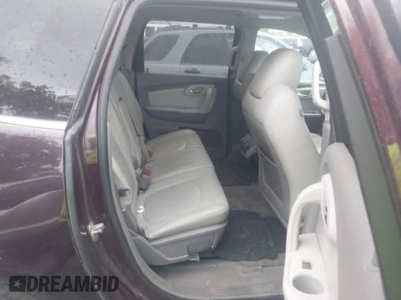 2010 Chevrolet Traverse 1LT with VIN 1GNLVFEDXAS141460, listed as a IAAI auction lot 43517878 with Not provided miles and . Bid and sale history available at DreamBid. Image 8.