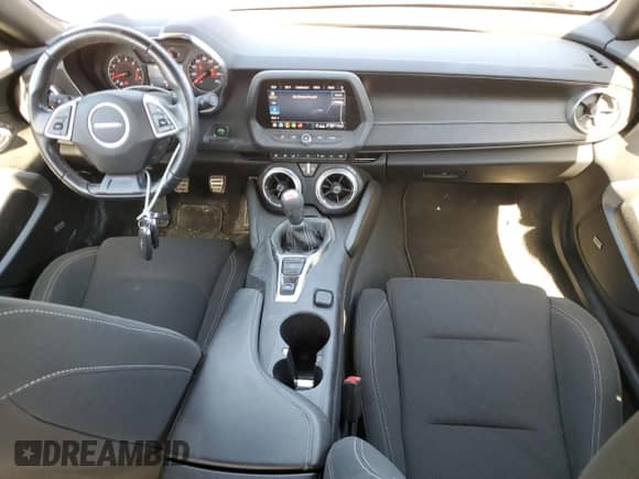 2022 Chevrolet Camaro LT1 с VIN 1G1FE1R71N0100139, выставлен на аукционе Copart как лот 87290595 с пробегом 15 926 миль миль и Чистый • Clean title. История ставок и продаж доступна на DreamBid. Изображение 8.