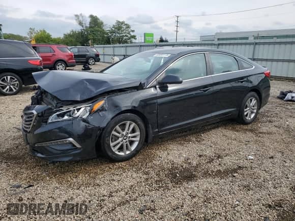 2015 Hyundai Sonata SE с VIN 5NPE24AF2FH188512, выставлен на аукционе Copart как лот 83899175 с пробегом 75 216 миль миль и Списание • Salvage title. История ставок и продаж доступна на DreamBid. Изображение 1.