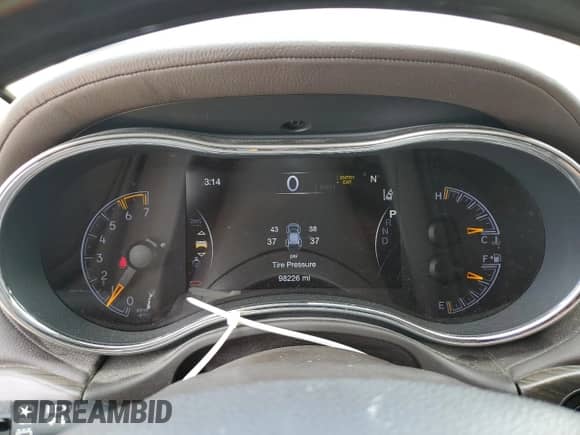 2018 Jeep Grand Cherokee High Altitude z VIN 1C4RJFCT9JC444510, wystawiony jako Copart lot #58078285 z przebiegiem 98 226 mil mil oraz Szkoda całkowita • Salvage title. Historia ofert i sprzedaży dostępna na DreamBid. Obrazek 9.