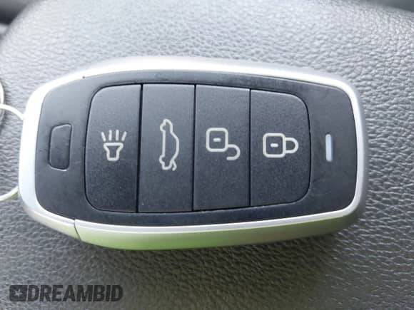 2021 Hyundai Kona Ultimate с VIN KM8K5CA51MU747266, выставлен на аукционе IAAI как лот 42852021 с пробегом 78 455 миль миль и . История ставок и продаж доступна на DreamBid. Изображение 11.