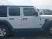 2021 Jeep Wrangler Unlimited Sport с VIN 1C4HJXKN2MW623723, выставлен на аукционе IAAI как лот 42259611 с пробегом 165 373 миль миль и . История ставок и продаж доступна на DreamBid. Изображение 13.